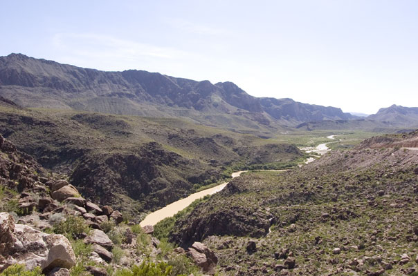 The River Road parallels the Rio Grande.